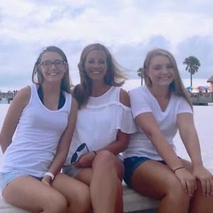 Meet your Posher, Charity